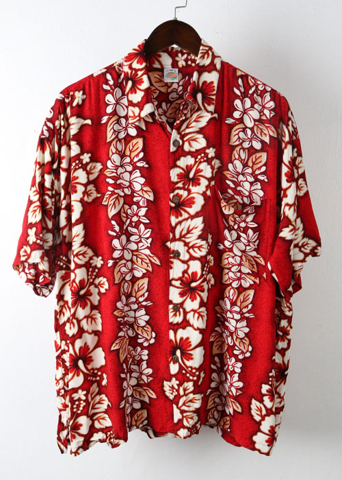vtg hawaiian shirts