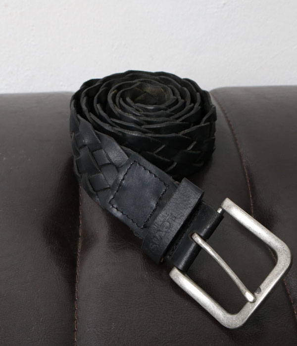 Levi&#039;s leather weaving belt