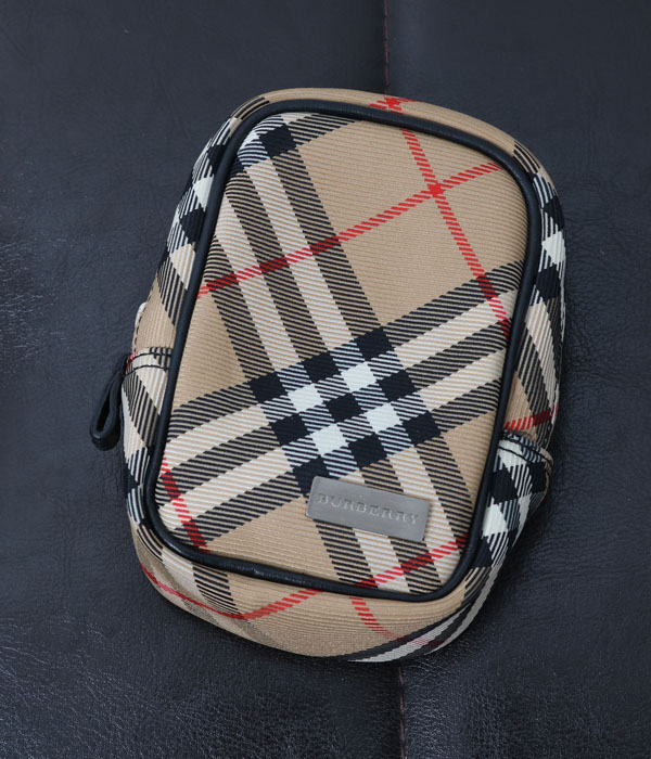 BURBERRY pouch