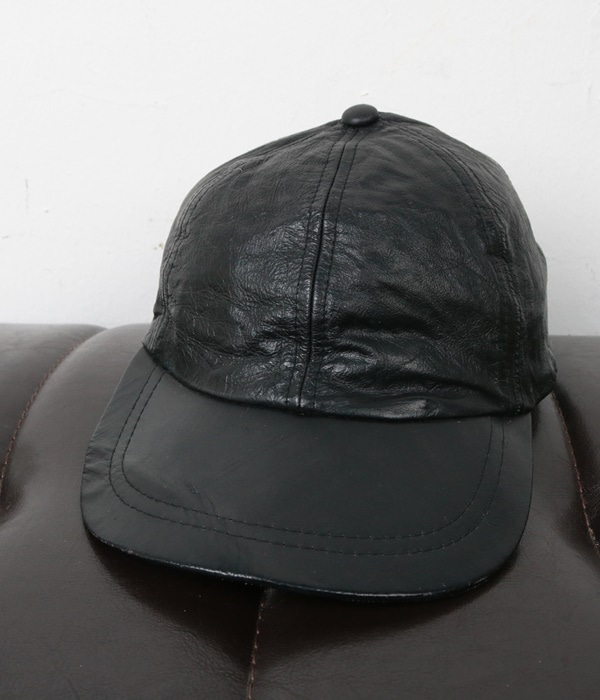 vtg leather cap