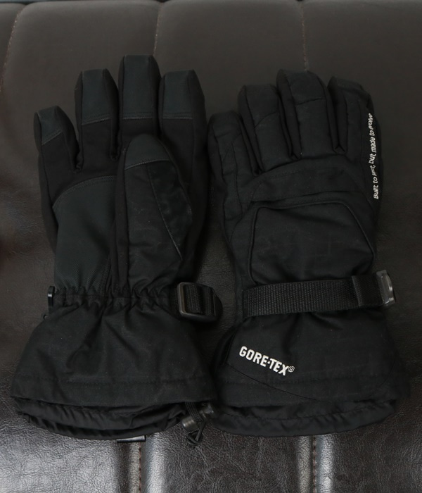 GORE-TEX glove