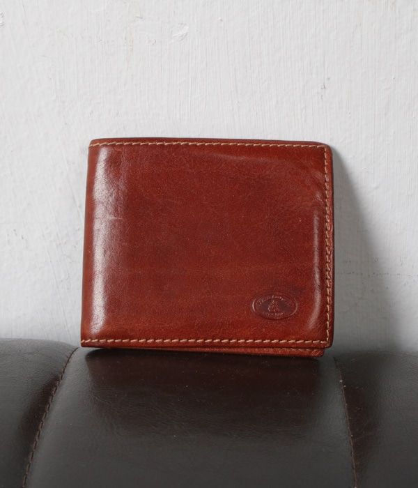 italy leather wallet