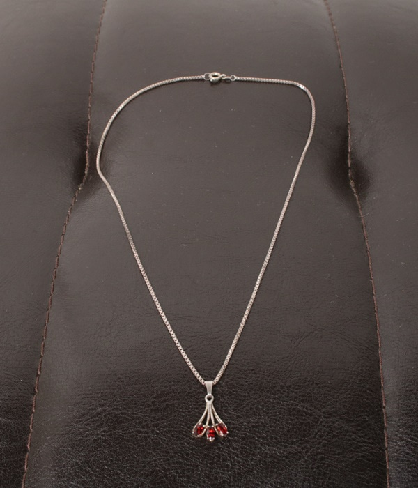 92.5 silver necklace