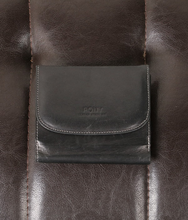 PONY leather studio