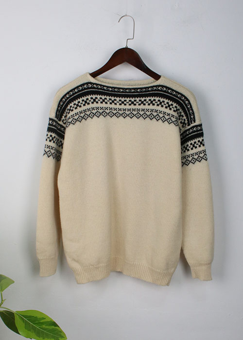 Reminiscence sweater