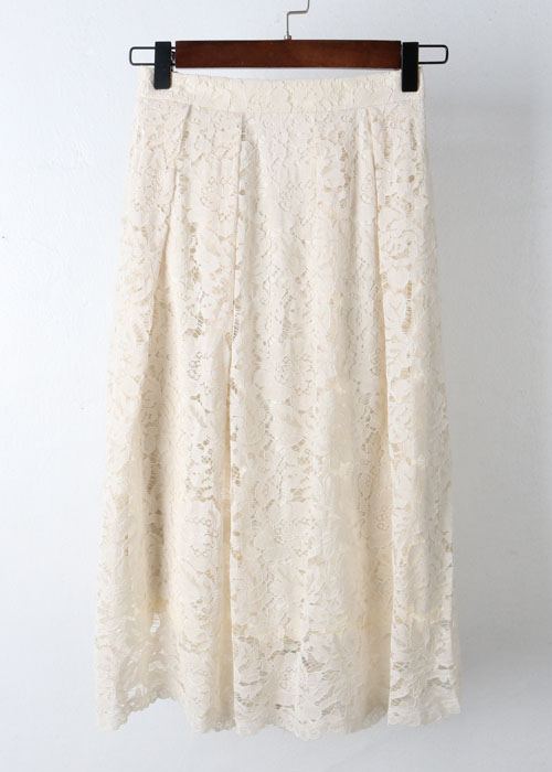 GU lace skirt (새제품)