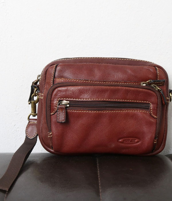 ACE leather bag