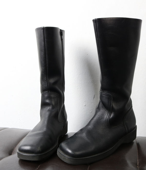 PURO leather boots