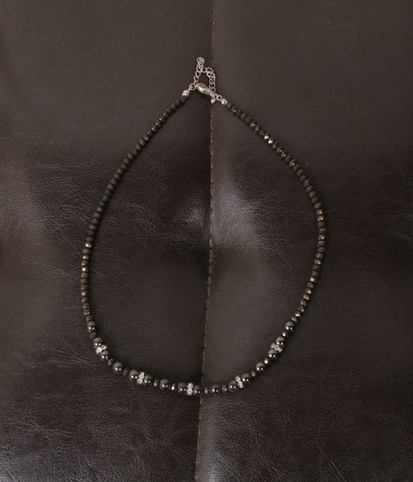 magnet necklace1
