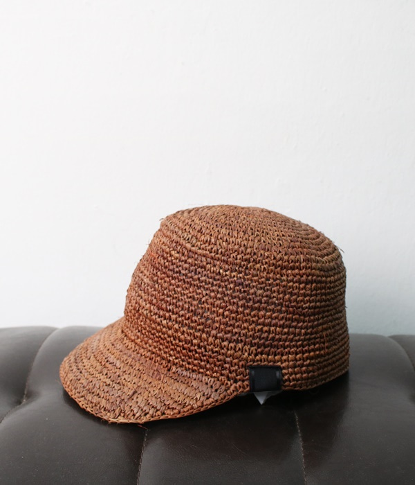 Interspia straw cap
